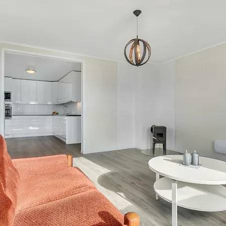 A Lofoten Renovated Apartman