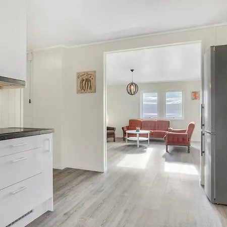 A Lofoten Renovated Apartman *